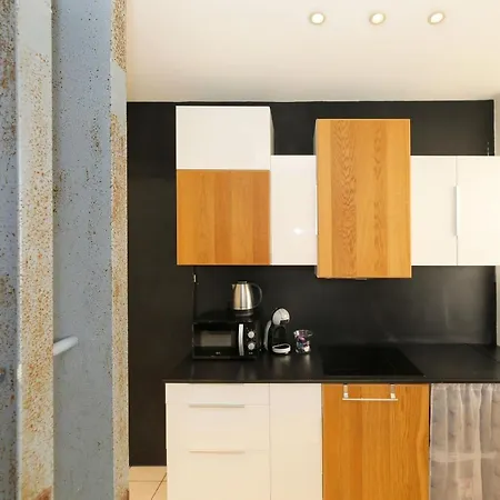 Familial Proche Des Commerces - 8p Apartamento